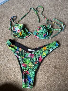 We’re what Tropical Floral Bikini Set - Green Multicolor
